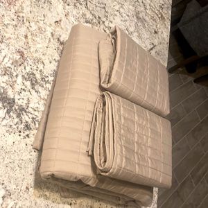 Comfort Spaces Kienna Quilt Set-luxury double sided stitching design,lightweight